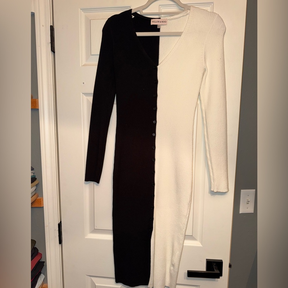 Stylish Long Sleeve Black and White Dress